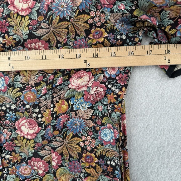 Vintage RM Muumuu Dress Womens Medium Hawaiian Black Floral Knee Eyelet Lace - Picture 3 of 8